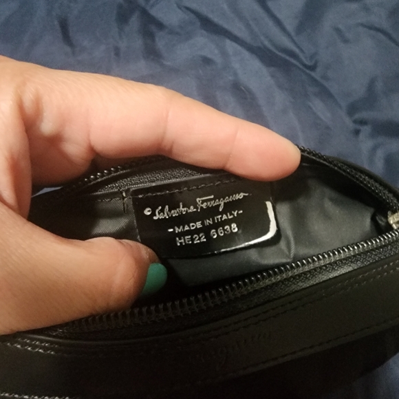 Salvadore Ferragamo Cosmetic pouch - Picture 9 of 9